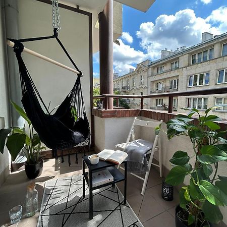 Oomph Warsaw Center Well Designed Apartment With Balcony Екстер'єр фото