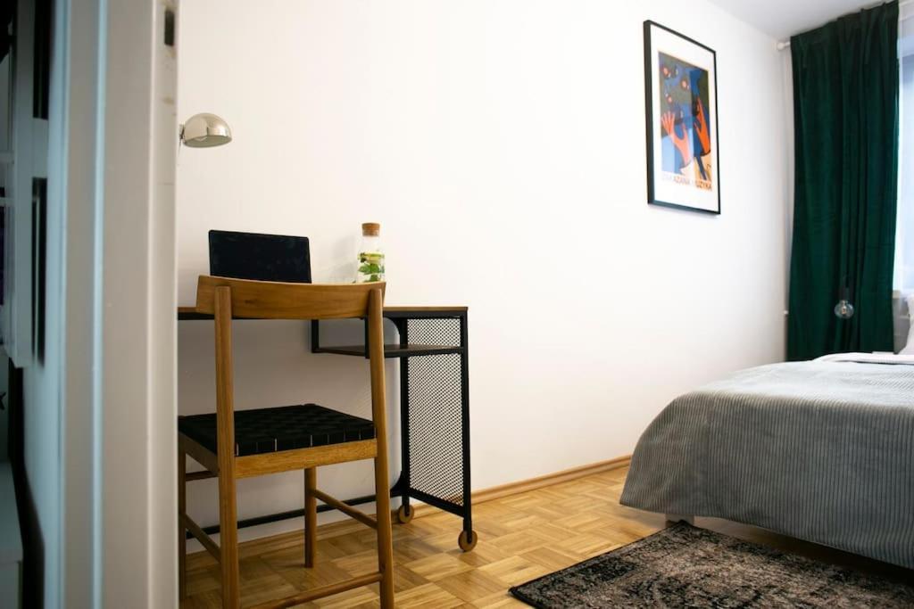 Oomph Warsaw Center Well Designed Apartment With Balcony Екстер'єр фото