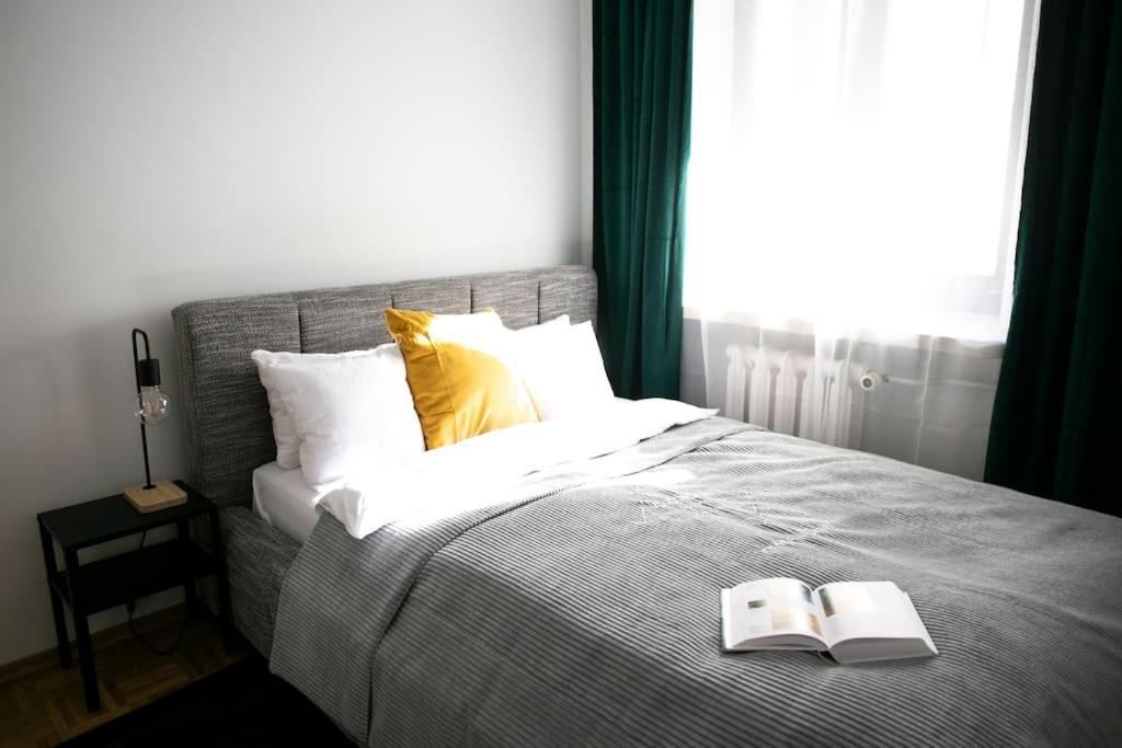 Oomph Warsaw Center Well Designed Apartment With Balcony Екстер'єр фото