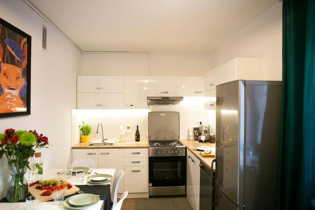 Oomph Warsaw Center Well Designed Apartment With Balcony Екстер'єр фото